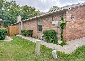 1st image of 325 Gardenview St #325