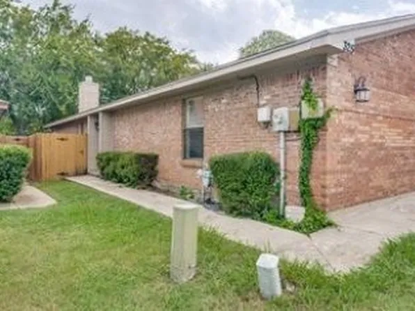325 Gardenview St #325, Denton, TX 76207