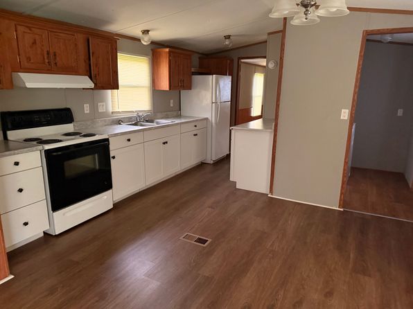 1406 Country Brook Dr