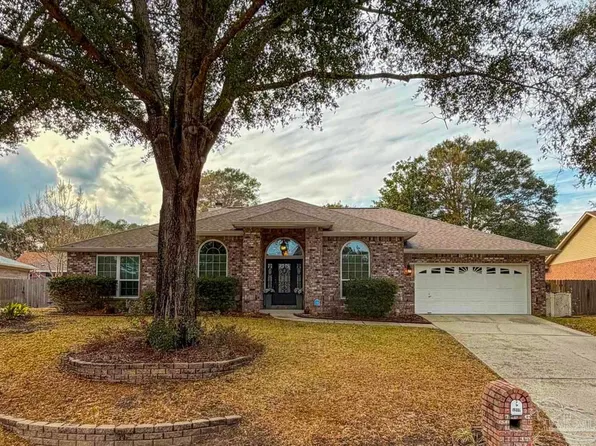 5089 Pine Hollow Dr, Pensacola, FL 32505