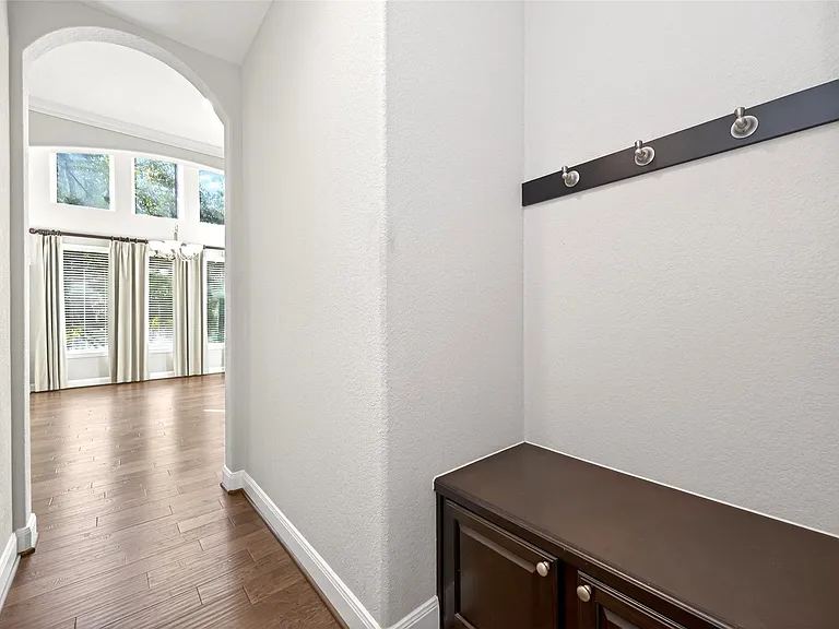 14 S Sawbridge Cir — Photo 20
