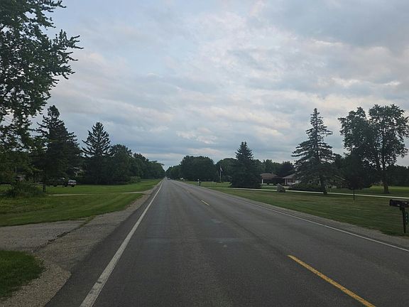 4th image of 476 N Sandusky Rd