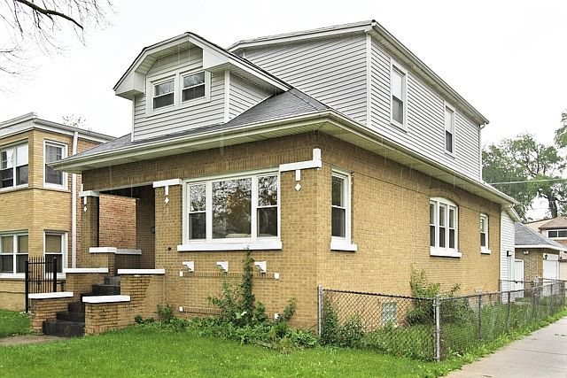 1st image of 647 23rd Ave