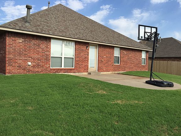 2nd image of 10212 Ashford Dr