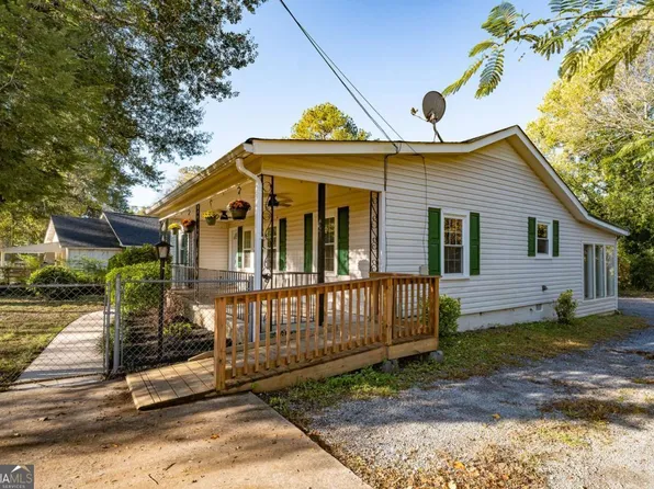 2710 Maple Rd SE, Rome, GA 30161