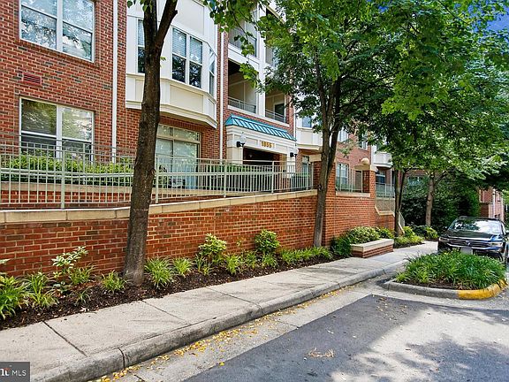 3rd image of 1855 Stratford Park Pl APT 103