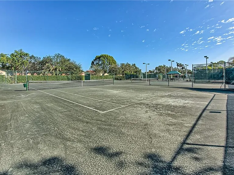 522 Beachwalk Cir — Photo 30