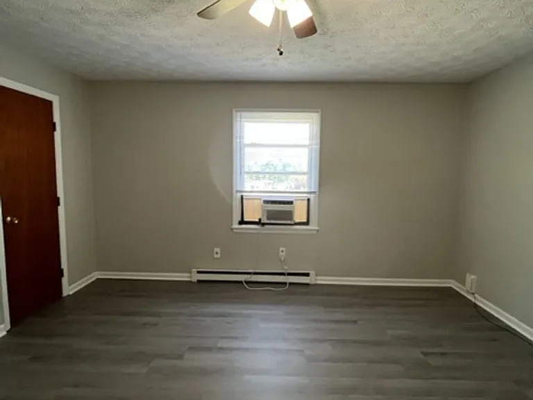 314 Walters Ln — Photo 13