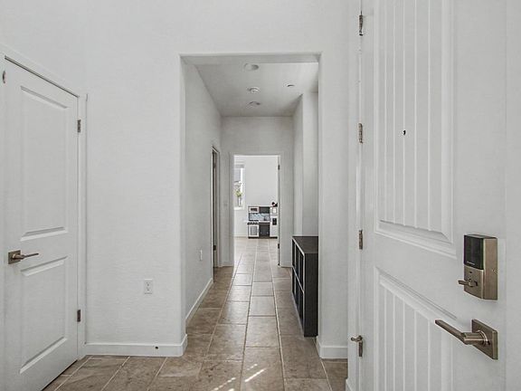 5th image of 1183 Ponderosa Way