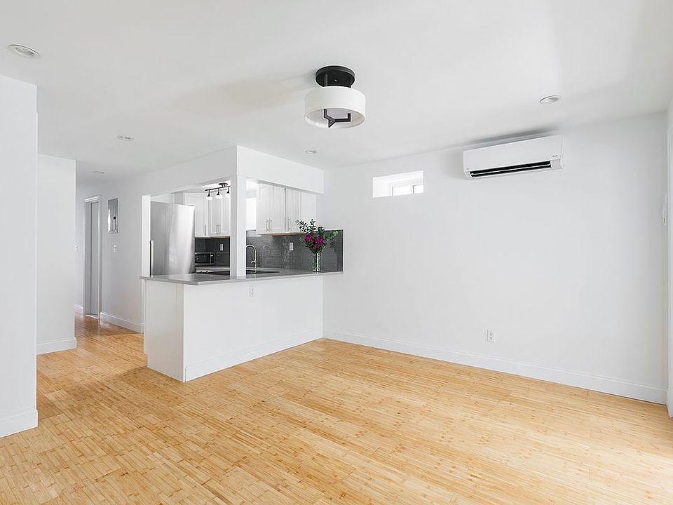 1st image of 479 Clinton Ave APT Ba