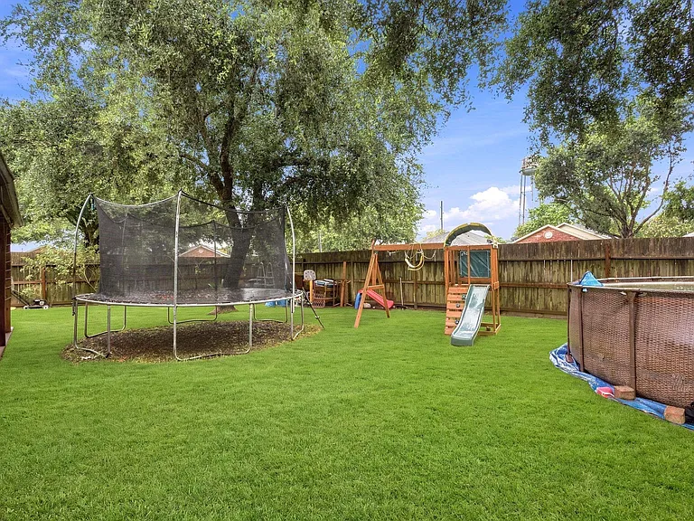 111 Thunder Basin Dr — Photo 43