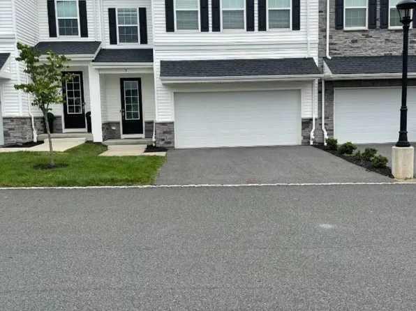 3 MYERS TERRACE, Morris Plains Boro, NJ 07950