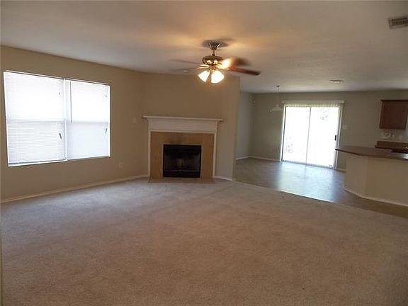 4th image of 308 Allenwood Dr
