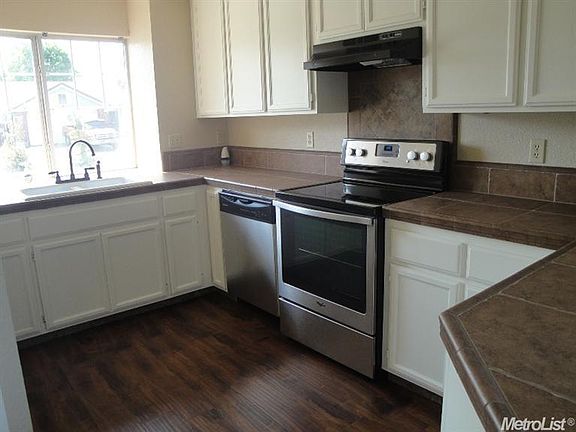 5th image of 2112 Sunny Park Dr