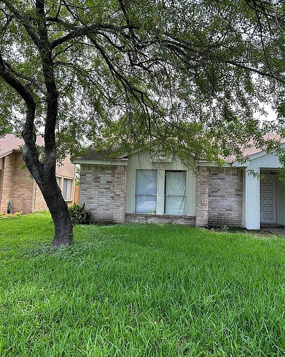 1st image of 12614 Hickory Bend Dr