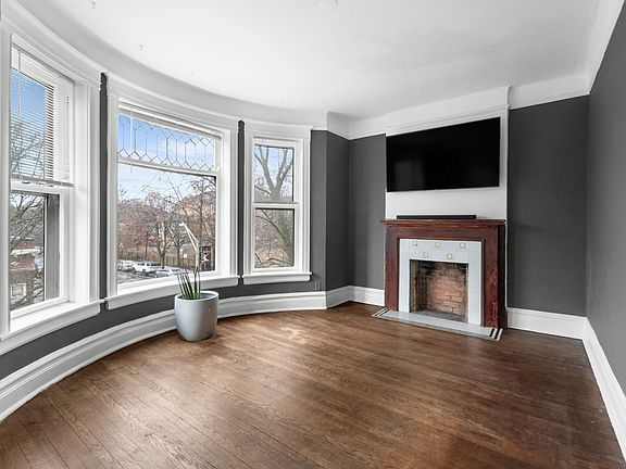 4th image of 5701 S Kenwood Ave #2