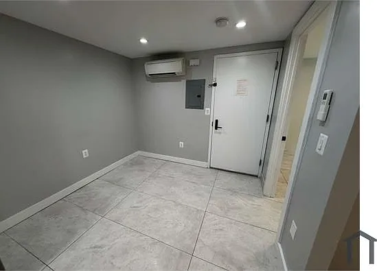 1649 Nelson Ave #2A — Photo 7