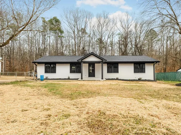 375 Woodwedge Cir, Salisbury, NC 28144