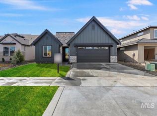 647 S Prospector Ln, Eagle, ID 83616
