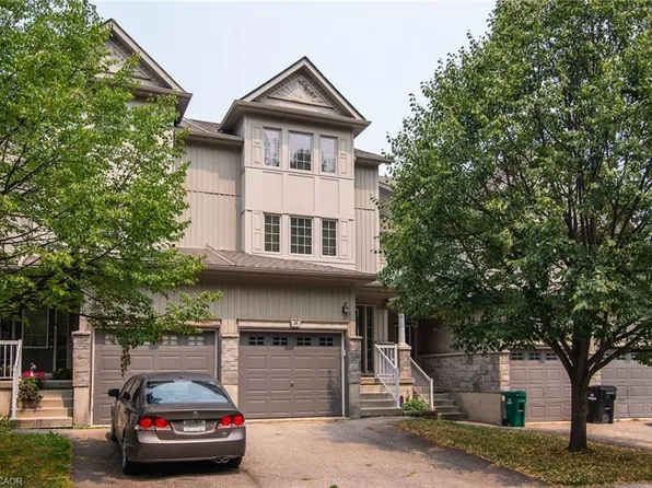 38 David Bergey Dr, Kitchener, ON N2E 0B1