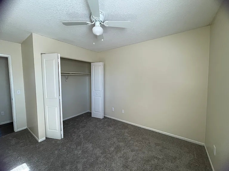 Saddle Brook Landings — Photo 58