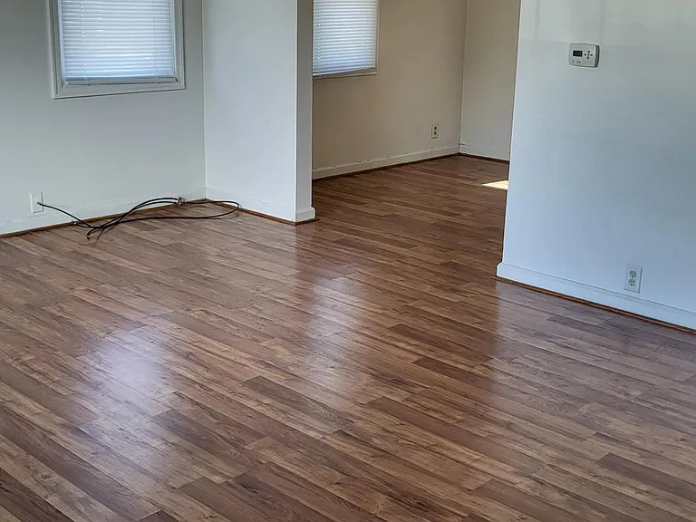 1228 NE Church St — Photo 4