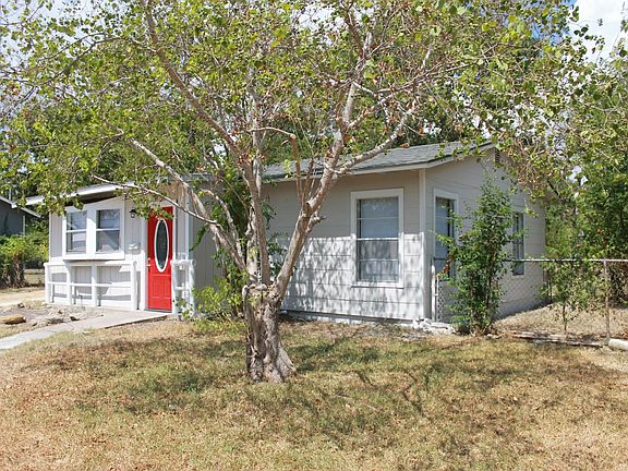 2nd image of 139 E Vestal Pl