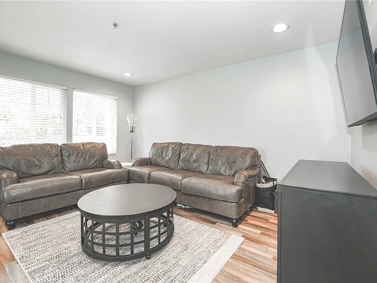 8734 E Indian Hills Rd #F — Photo 3
