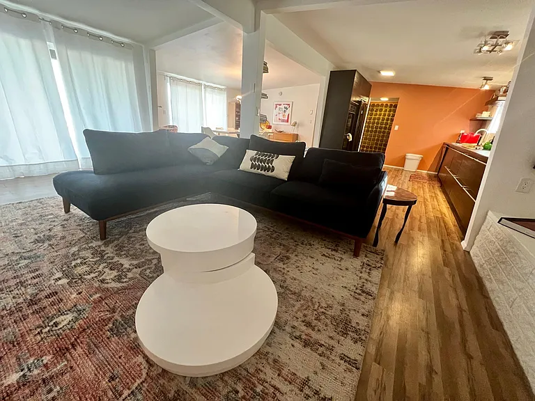 5673 Skyview Ln — Photo 15