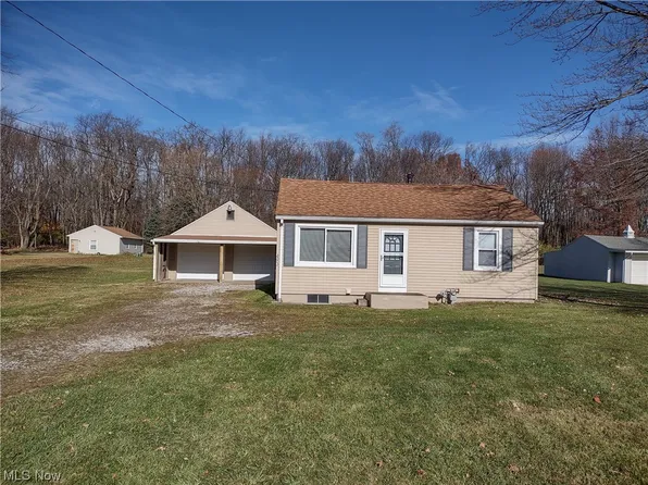 493 Newton St, Tallmadge, OH 44278