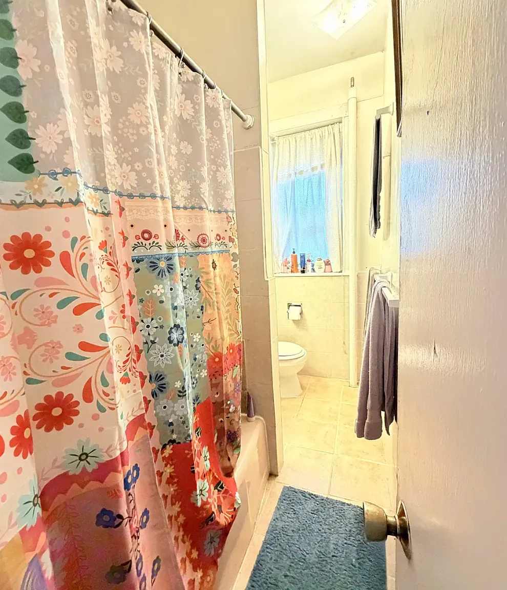 3 bed, 775 sqft, $3,750 — Photo 3