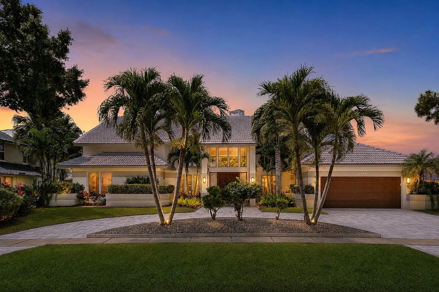 4 bed, 3.5 bath, 3543 sqft, $15,000 — Photo 1