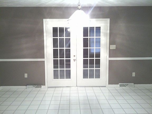 2nd image of 532 Country Dr