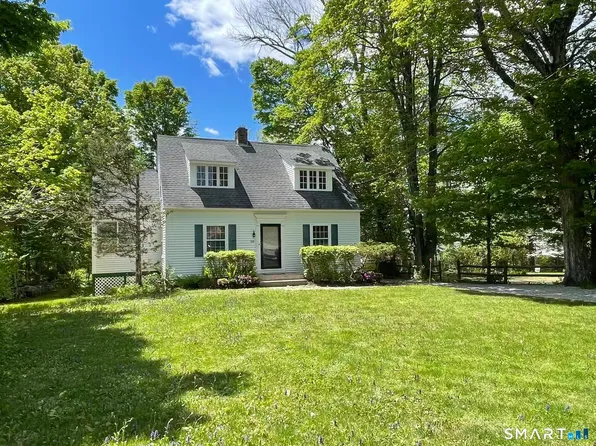 985 Storrs Road, Mansfield, CT 06268
