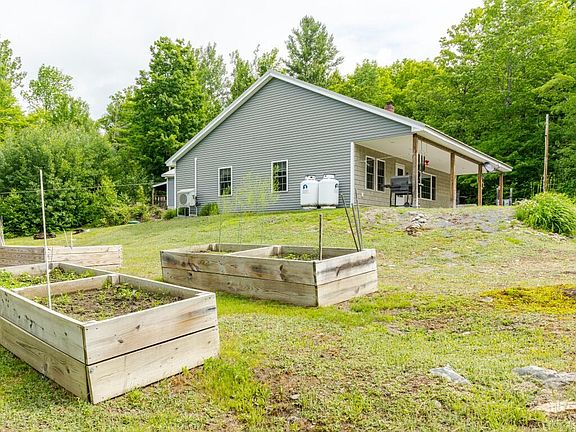 5th image of 759 Jackson Pond Road