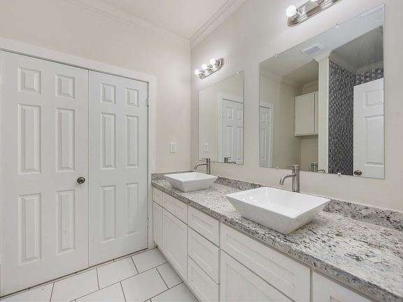 5th image of 2708 Sam Wilson St