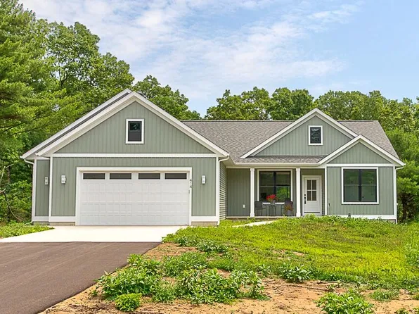 414 Sabine Dr #12, Muskegon, MI 49442