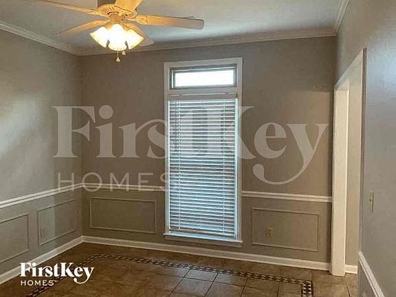 3rd image of 350 E Nolley Dr