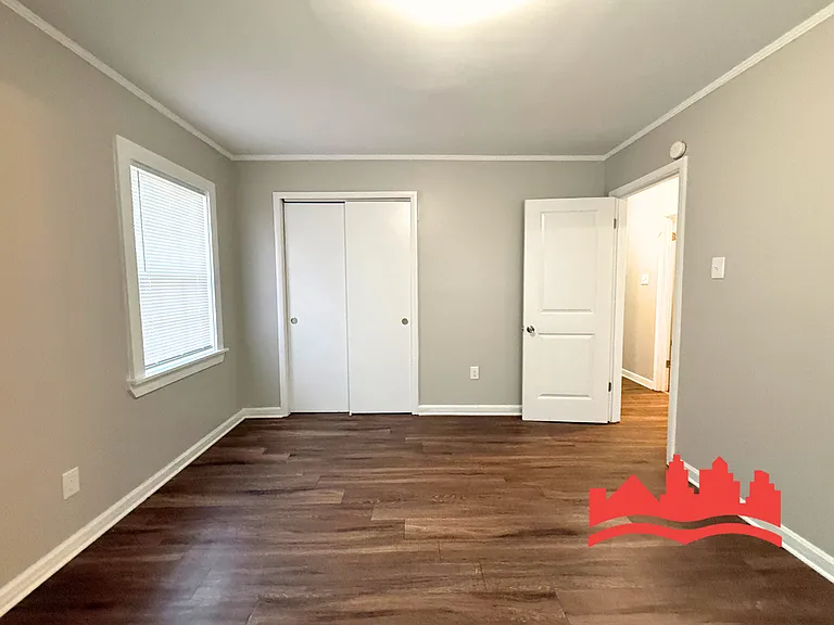 3477 Kensett Dr — Photo 10