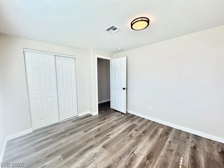 2081 S Dandelion St #4 — Photo 9