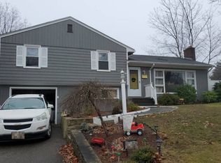 200 Diamond Hill Rd, Warwick, RI 02886