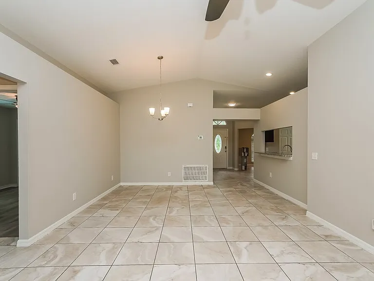 7604 Wiltshire Park Pl — Photo 4