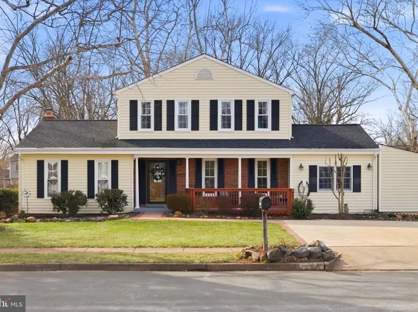 14939 Jaslow St, Centreville, VA 20120