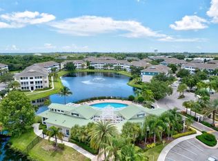 4802 51st St W APT 518, Bradenton, FL 34210