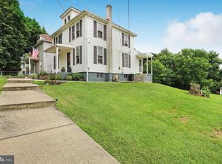 15621 Clear Spring Rd, Williamsport, MD 21795