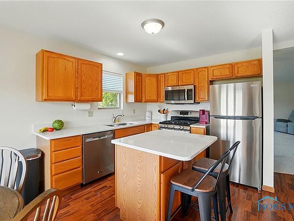 4th image of 300 Winter Pine Dr #U-300