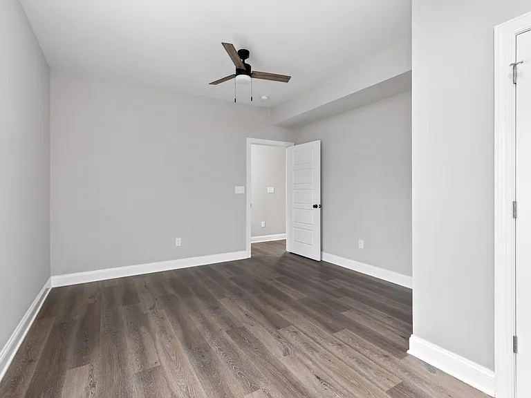 400 Cedar Ave #400 — Photo 18