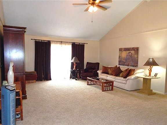 2nd image of 1706 Covemeadow Ct