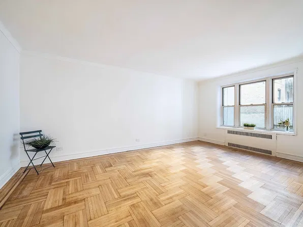 60 Plaza St E APT 1D, Brooklyn, NY 11238