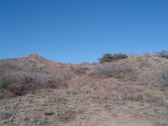 4th image of 16255 Rolling Hills Way